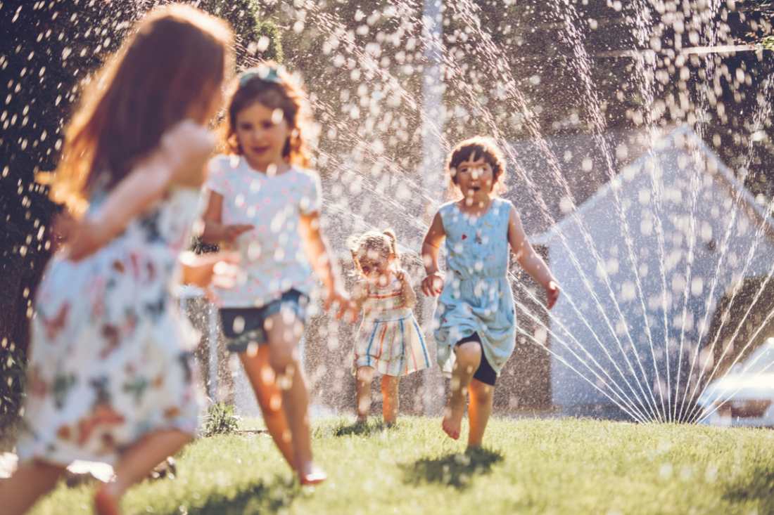 25 Boredom-Busting Summer Activities for Kids (No Screens Required)
